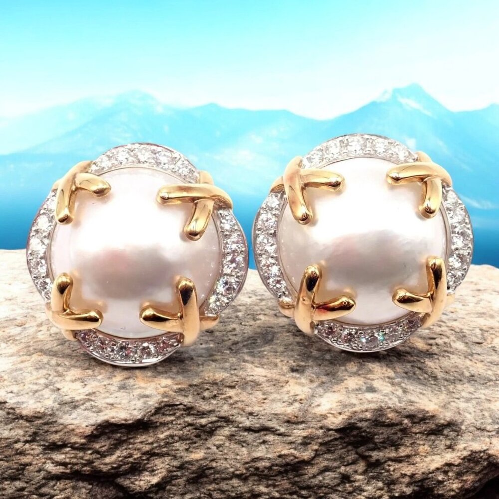 Authentic! Vintage Verdura 18k Yellow Gold Mabe Pearl Diamond Large Earrings - Picture 2 of 14